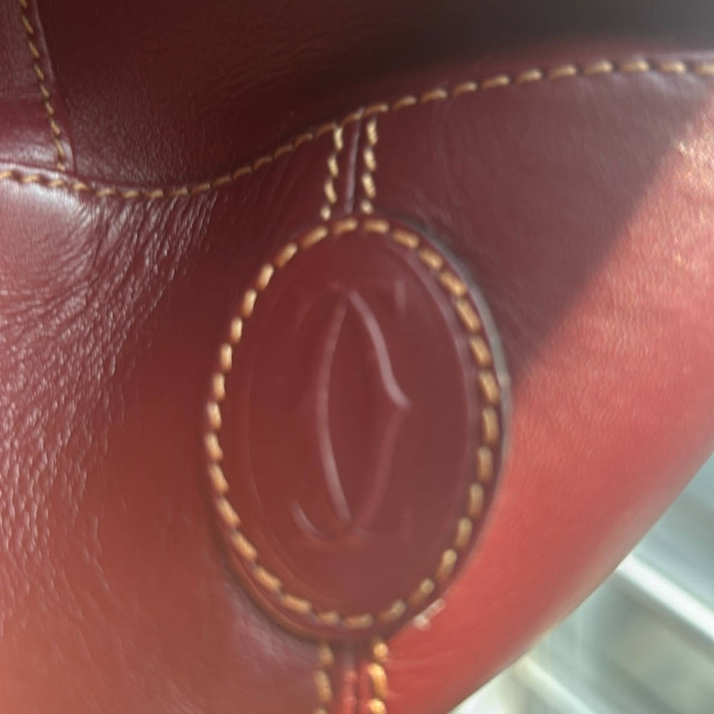 CARTIER HAND BAG ( MUST DE CARTIER)